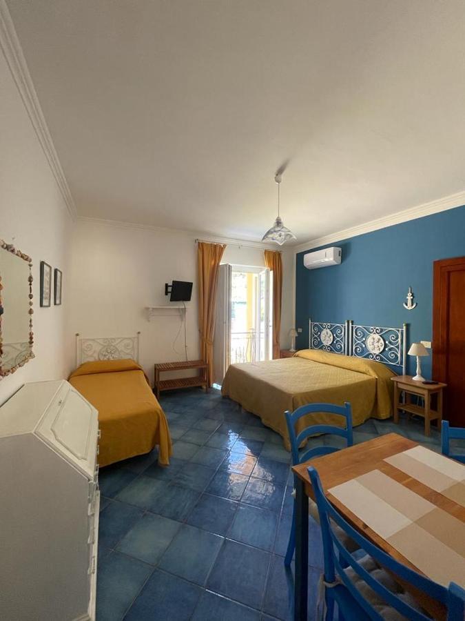 Ponza Inn- Casa Giovanna Экстерьер фото