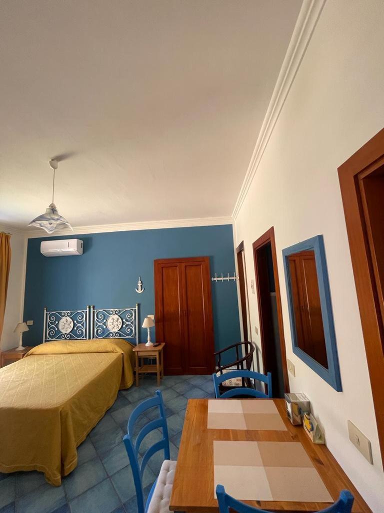 Ponza Inn- Casa Giovanna Экстерьер фото